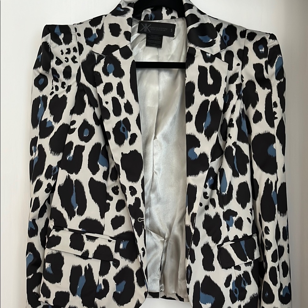 Kardashian Kollection Black and Blue Blazer